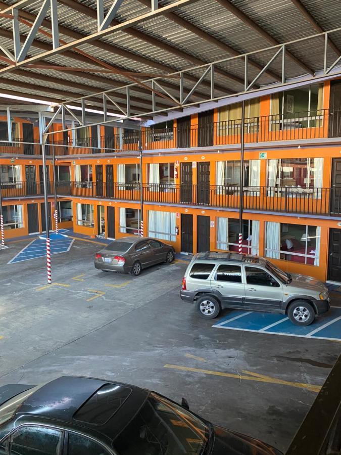 Hotel Los Altos Тихуана Екстериор снимка