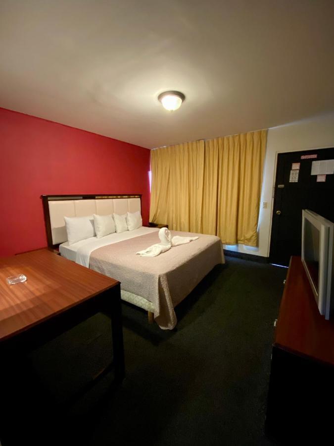 Hotel Los Altos Тихуана Екстериор снимка