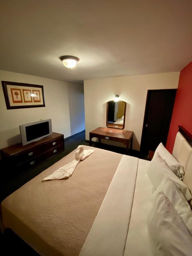 Hotel Los Altos Тихуана Екстериор снимка