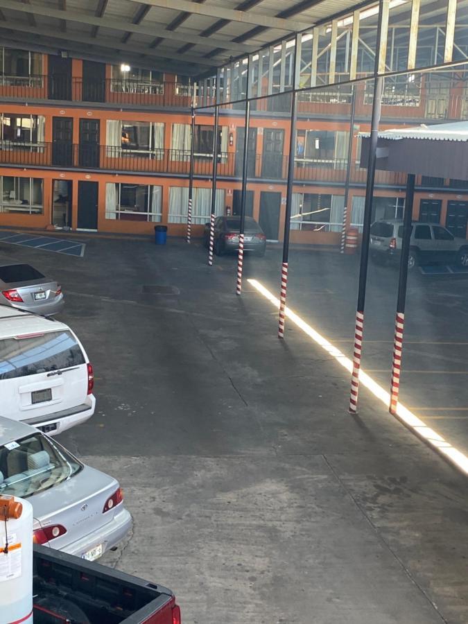 Hotel Los Altos Тихуана Екстериор снимка